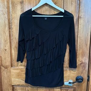Black 3/4 sleeve women’s shirt. Size small.